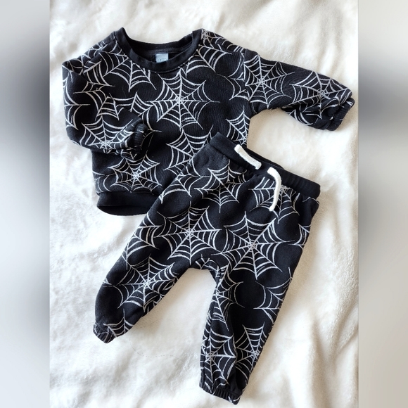 Infant web sweatsuit by Old Navy - Picture 1 of 3